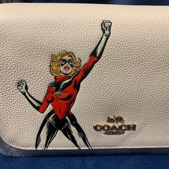 Coach Purse - Picture 2 of 4